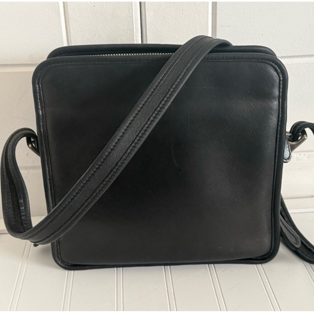 Coach Vintage Black Leather Bag Legacy Zip Shoulder Purse Style 9168 Great